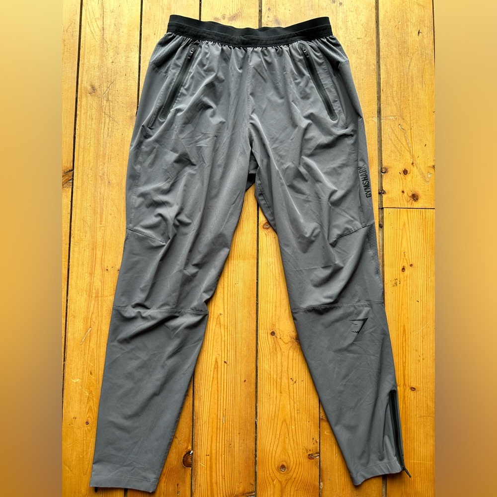 Men’s Gymshark hybrid woven joggers